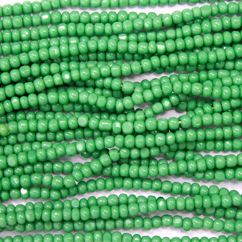 15/0 Opaque Leaf Green Charlotte Cut Czech Seed Bead (1/2 Kilo) Preciosa #53250