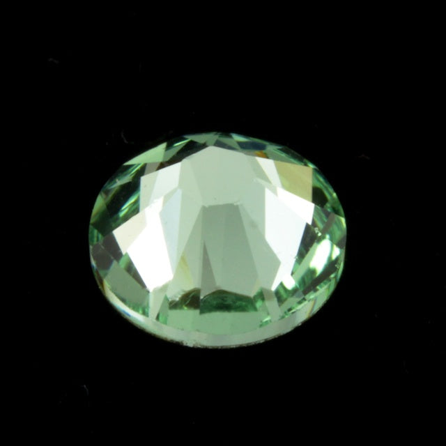 Swarovski 2058/2088 Chrysolite Flat Back Rhinestone (5ss, 7ss, 9ss