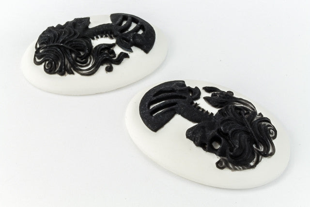 Gothic Skeleton Cameo Cabochons - Grey Resin Flat Back 25x18mm (2 Pieces)