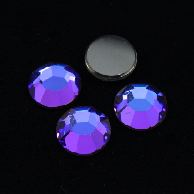 Swarovski 2058/2088 Heliotrope Flat Back Rhinestone (20ss, 30ss