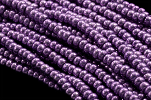 8/0 Purple Chrome Czech Seed Bead (1/4 Kilo) #CSD161