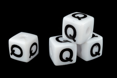 11mm Plastic "Q" Letter Cube (4 Pcs) #ADB517