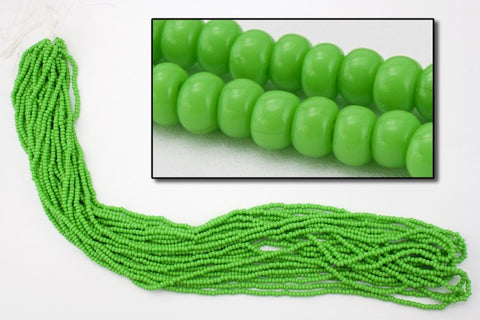 10/0 Opaque Light Green Czech Seed Bead (10 Gm, Hank, 1/2 Kilo) #CSF007-General Bead