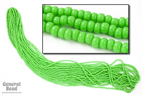 11/0 Opaque Pea Green Czech Seed Bead (10 Gm, Hank, 1/2 Kilo) #CSG012-General Bead