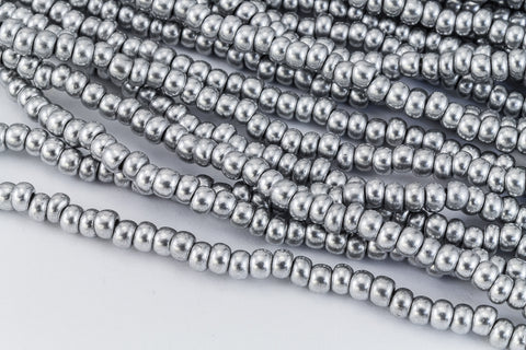 12/0 Pearl Silver Czech Seed Bead (1/2 Kilo) #BL590