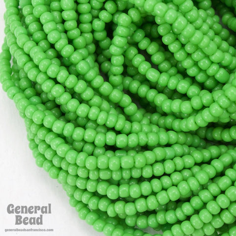 12/0 Opaque Leaf Green Czech Seed Bead (10 Gm, Hank, 1/2 Kilo) #CSH062-General Bead