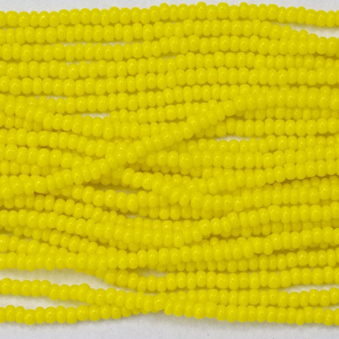 12/0 Opaque Yellow Czech Seed Bead (10 Gm, Hank, 1/2 Kilo) #CSH012-General Bead