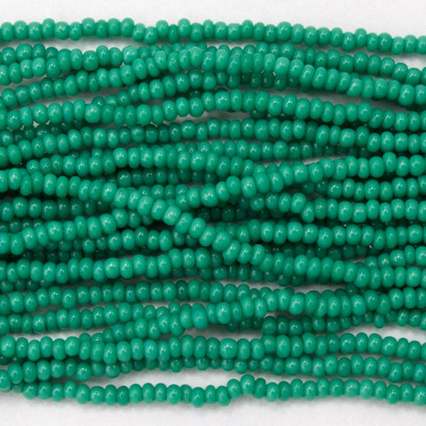 6/0 Opaque Forest Green Czech Seed Bead (1/2 Kilo) #CSB353