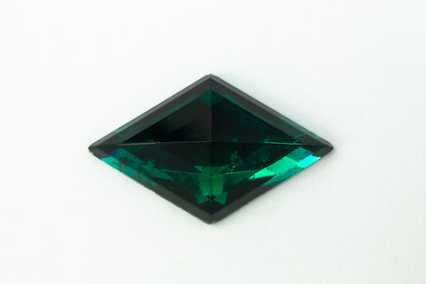 16mm x 10mm Emerald Diamond Cabochon #FGE026
