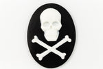 30mm x 40mm White and Black Jolly Roger Cameo #FPF103-General Bead