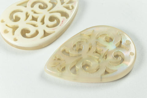 28mm x 40mm Cream Laser Cut Lucite Teardrop Chandelier #LUC013