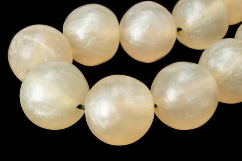 16" Strand 19mm Champagne Round Resin Beads (23 Pcs) #RES501