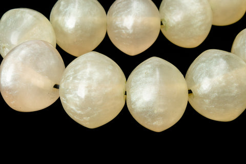 16" Strand 19mm x 20mm Champagne Resin Saucer Beads (25 Pcs) #RES503