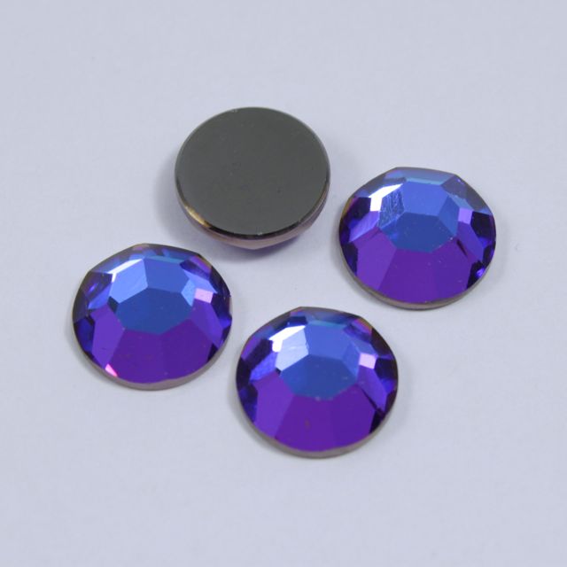Swarovski 2058/2088 Heliotrope Flat Back Rhinestone (20ss, 30ss