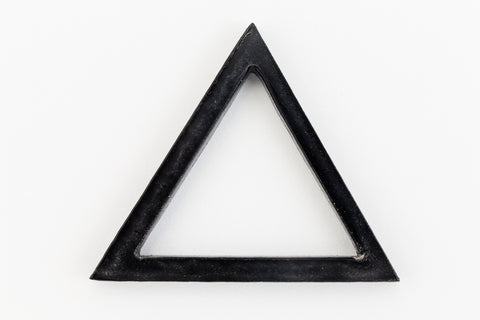 26mm Black Open Triangle #UP378-General Bead
