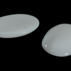 Vintage 18mm x 25mm White Oval Cabochon #XS125-D