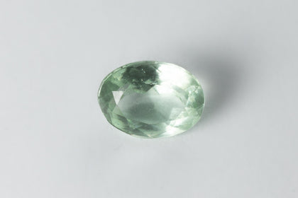 Vintage 5.5mm x 7.5mm Light Peridot Faceted Oval Doublet #XS180-B